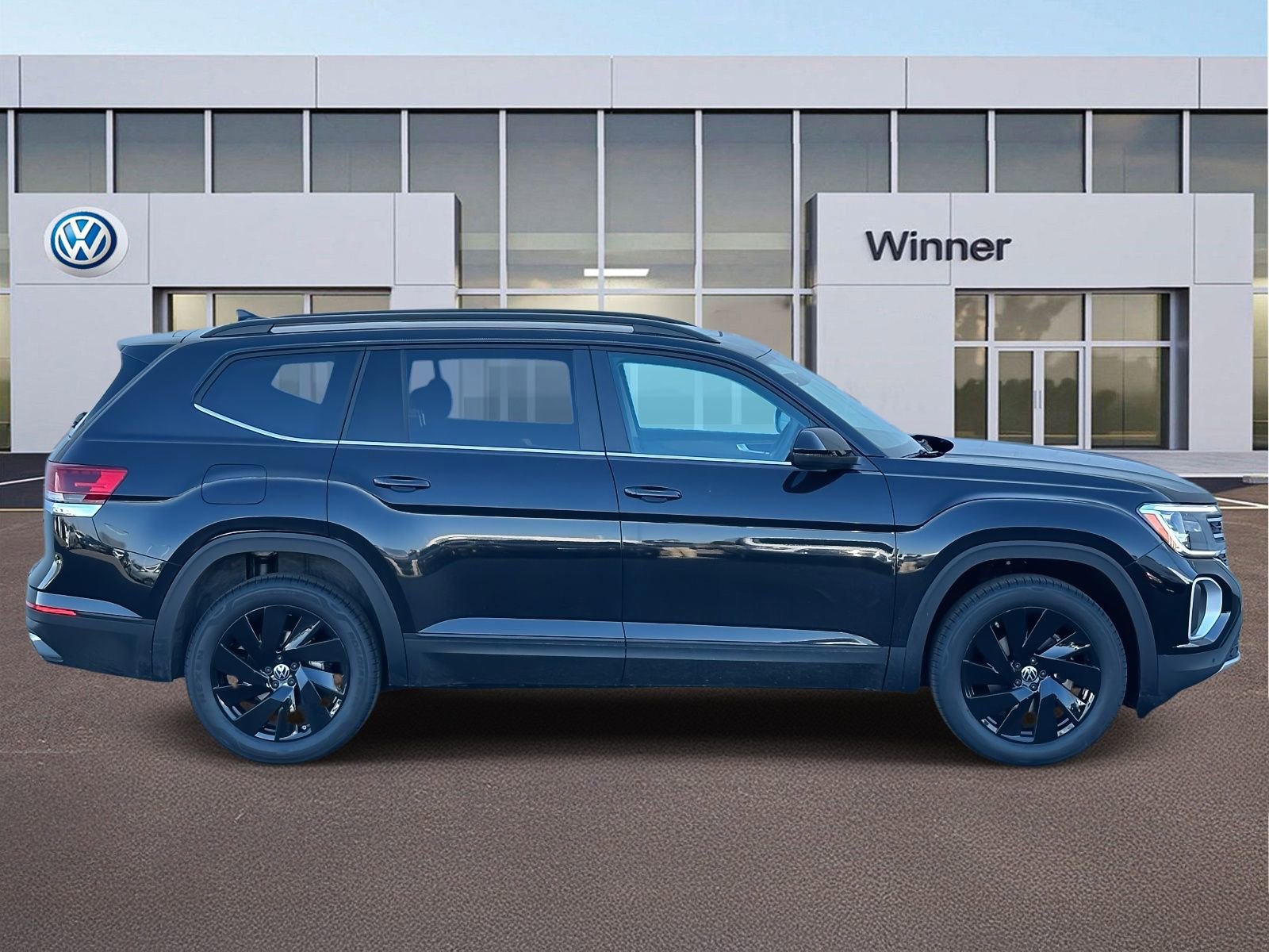 New 2026 Volkswagen Atlas SE image 6