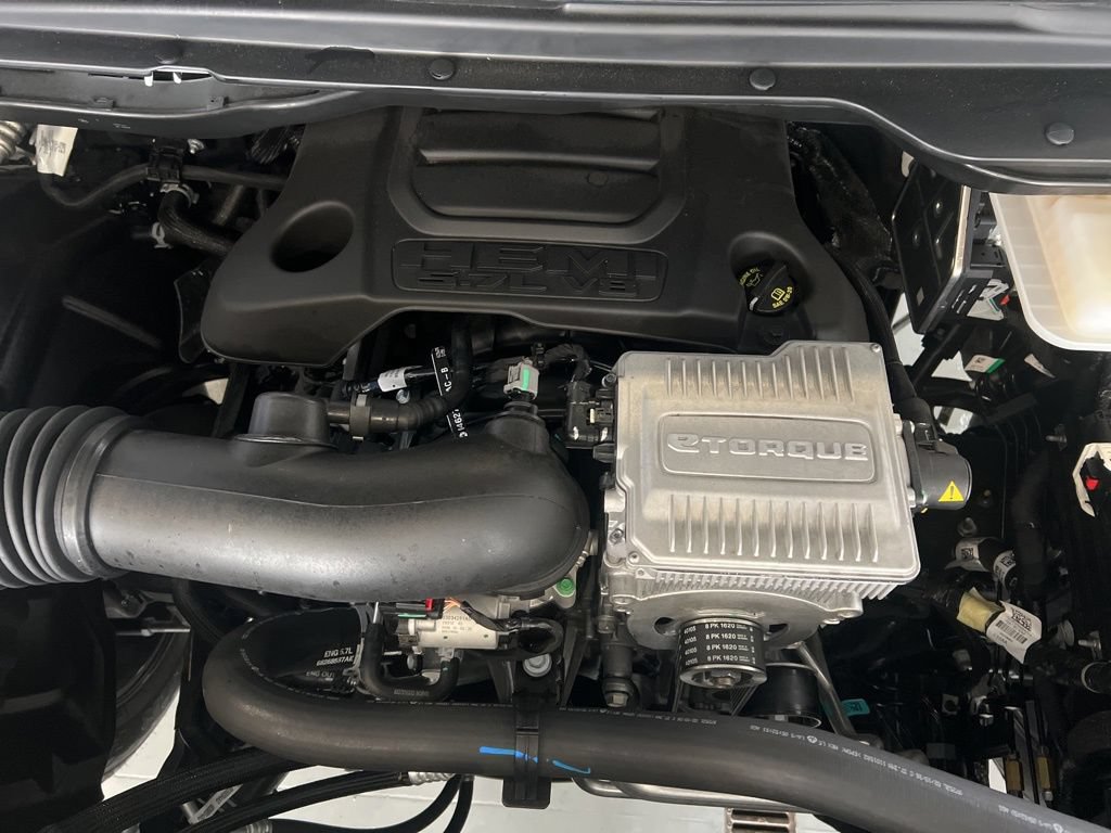 New 2026 RAM 1500 Laramie AWD/4WD image 35
