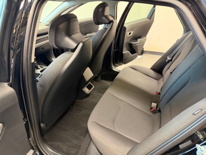 Used 2026 Kia K4 FWD image 25