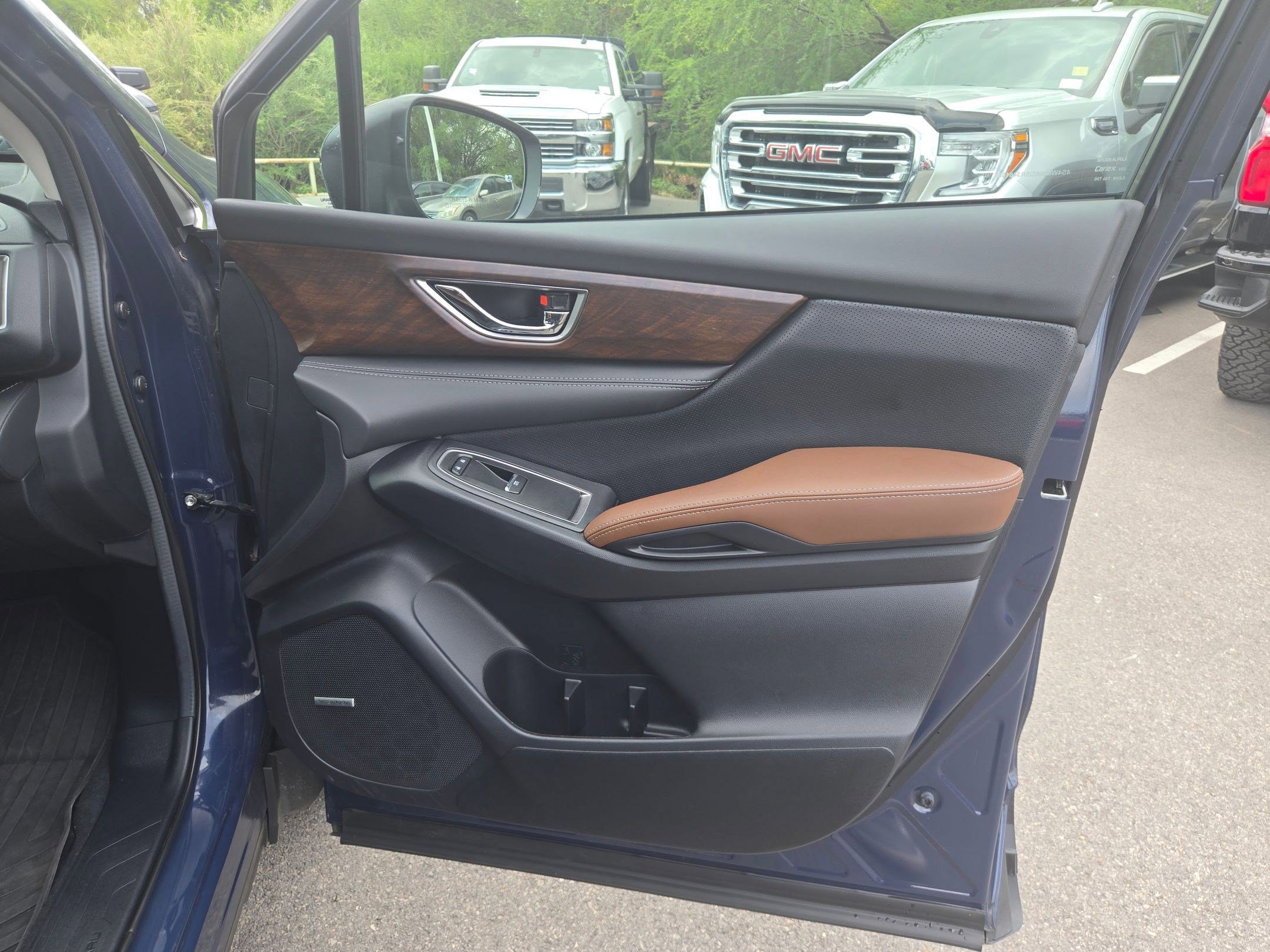 Used 2024 Subaru Ascent Touring AWD/4WD image 28