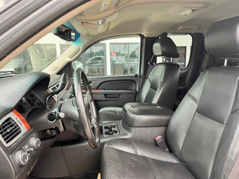 Used 2013 GMC Sierra 1500 SLT w/ SLT Convenience Package AWD/4WD image 9
