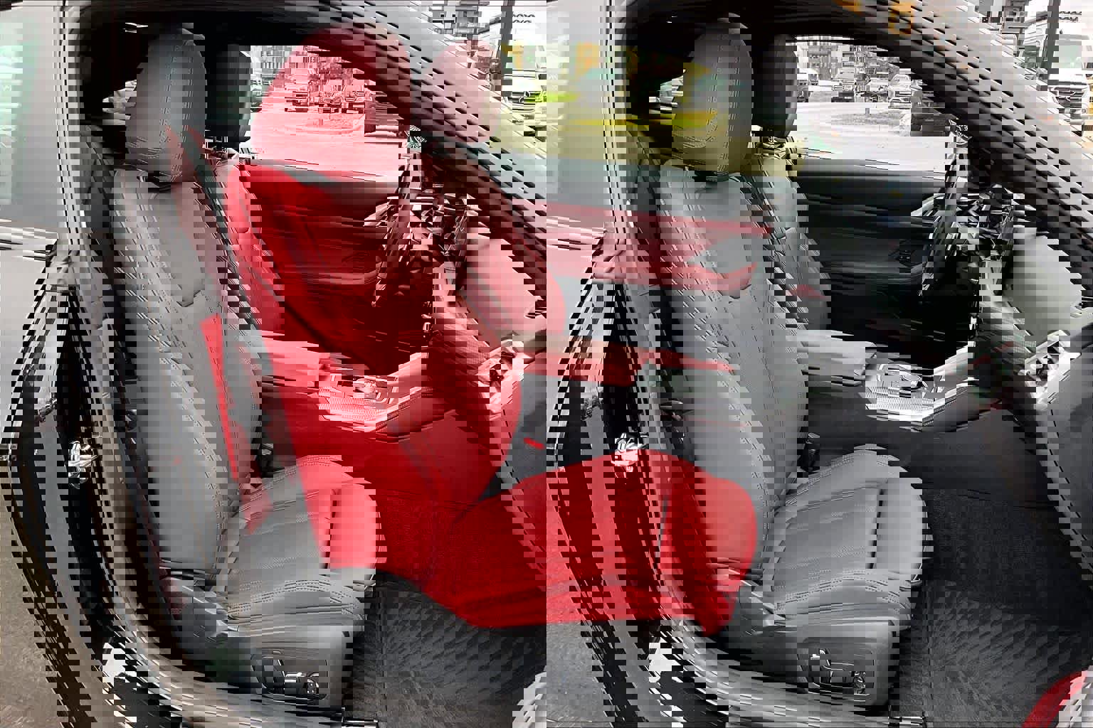 Used 2026 BMW M440i Coupe image 9