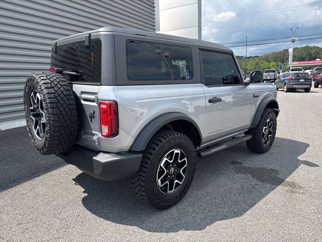 Used 2023 Ford Bronco 2-Door image 3