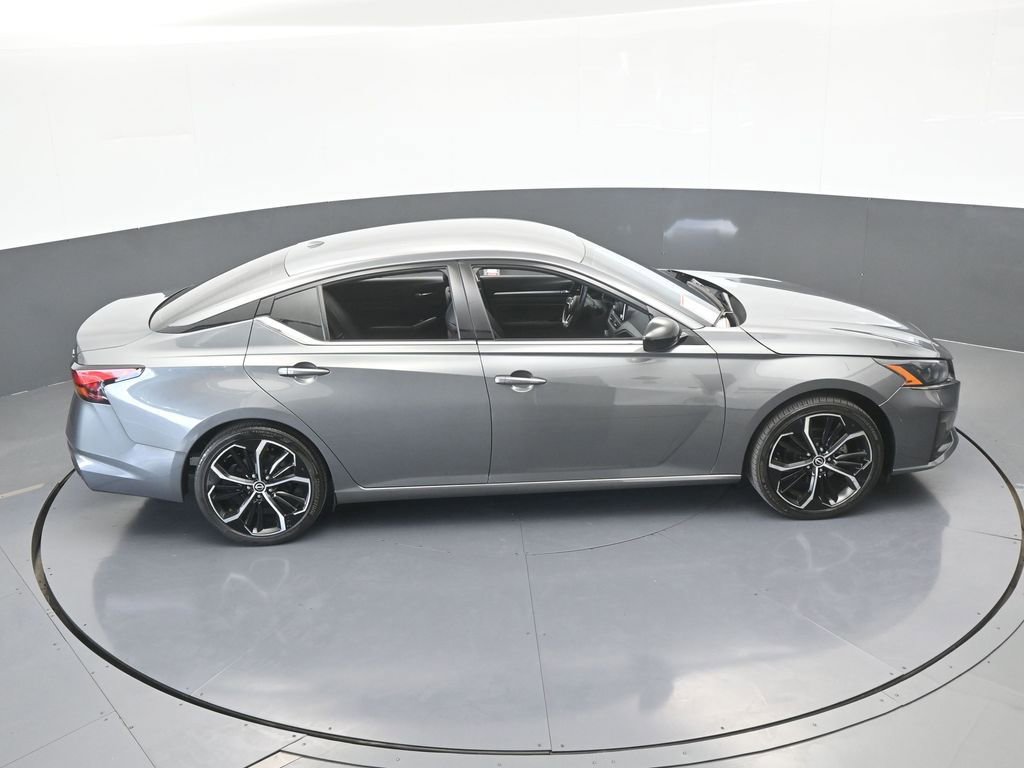 Used 2024 Nissan Altima 2.5 SR image 48