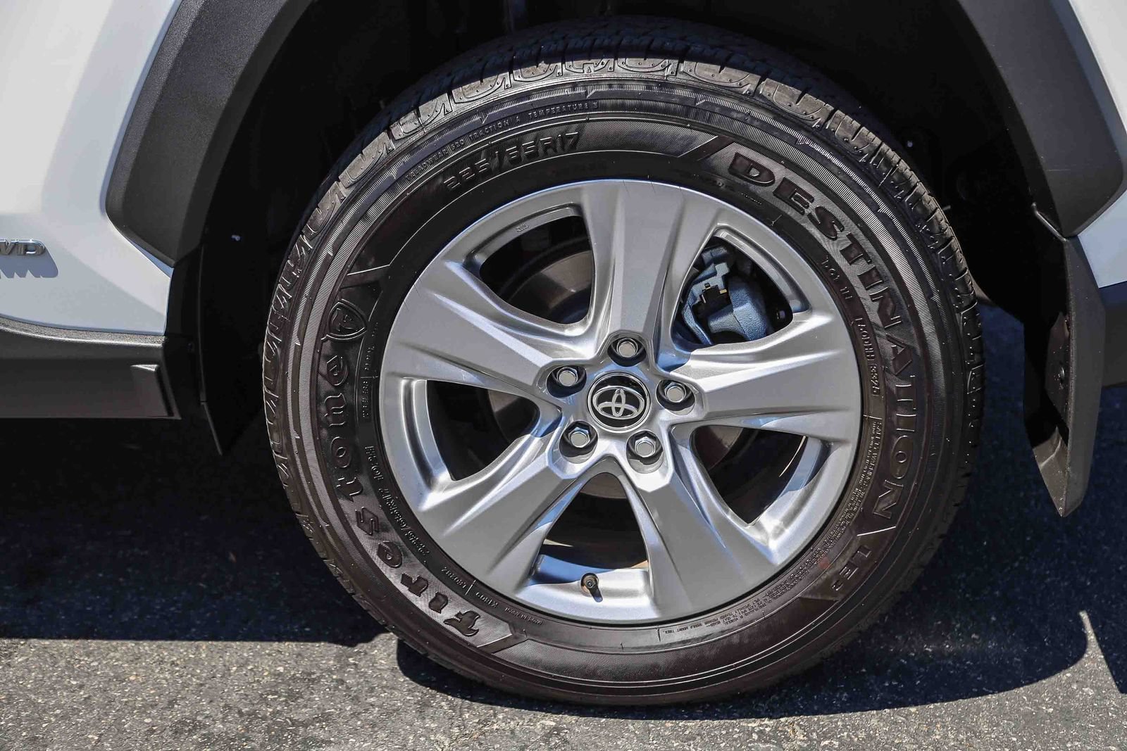Certified 2025 Toyota RAV4 LE AWD/4WD image 9
