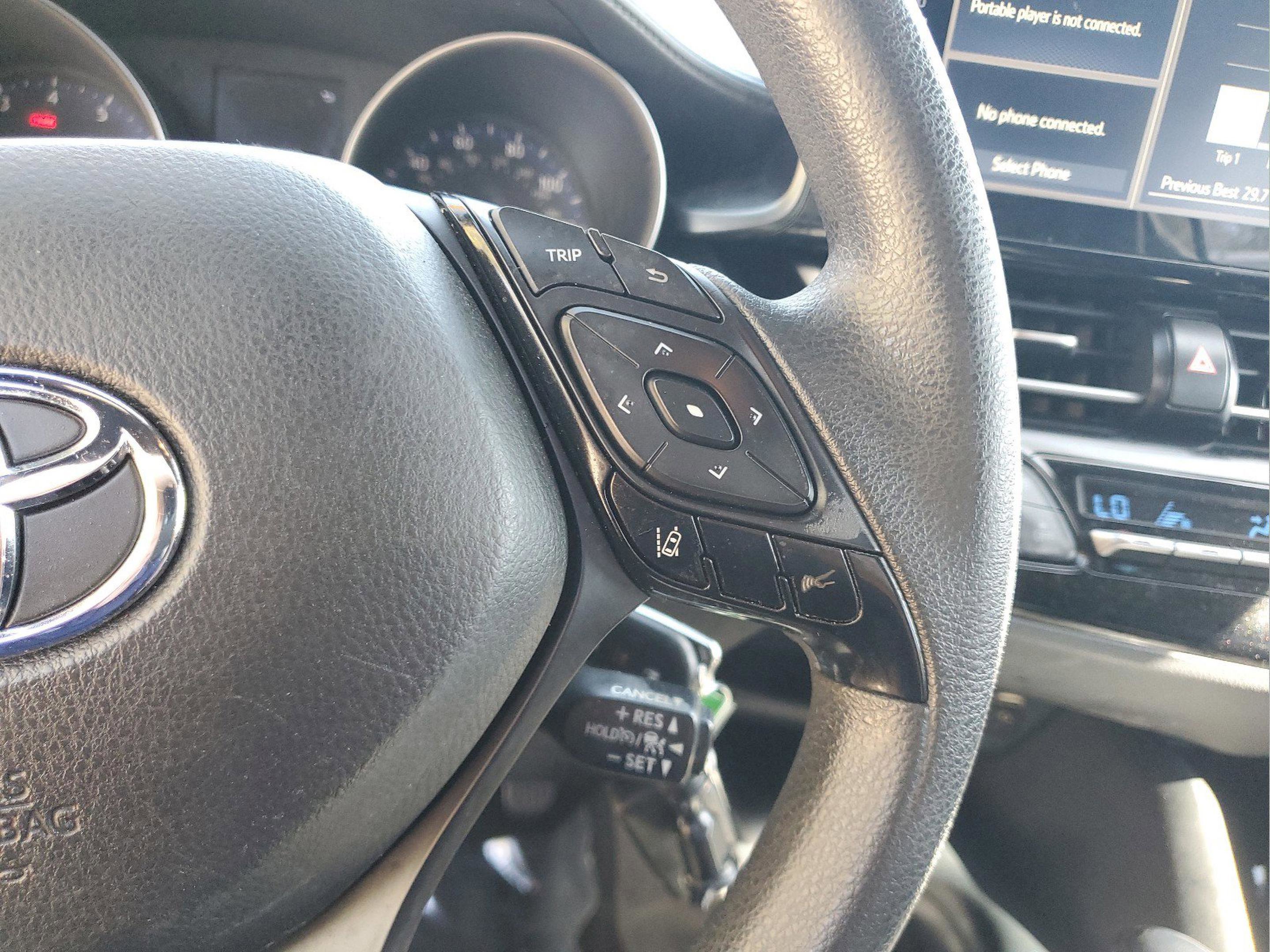 Used 2019 Toyota C-HR LE image 22