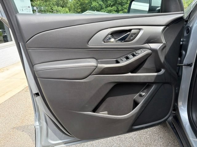 Certified 2023 Chevrolet Traverse LT FWD image 20