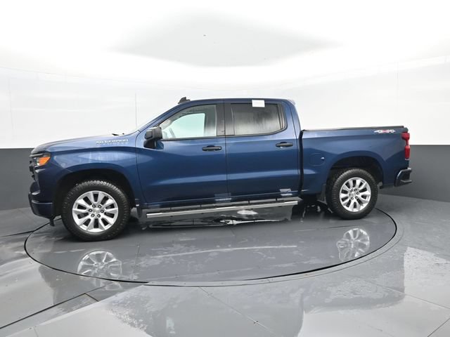 Used 2023 Chevrolet Silverado 1500 Custom AWD/4WD image 2