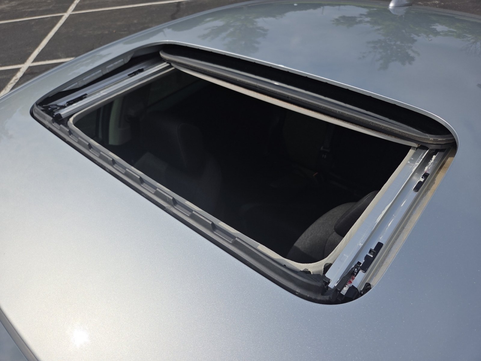 Certified 2024 Honda Accord EX image 4