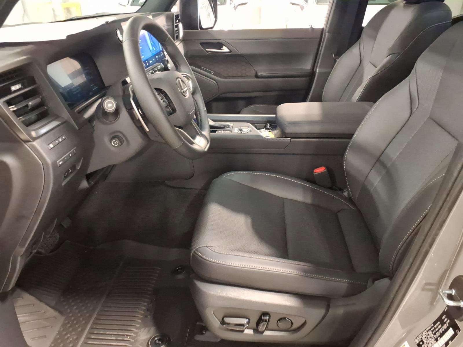 New 2026 Lexus GX 550 w/ Accessory Package (2T) image 5