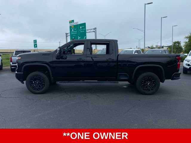 Used 2024 Chevrolet Silverado 2500 LTZ w/ LTZ Plus Package AWD/4WD image 5