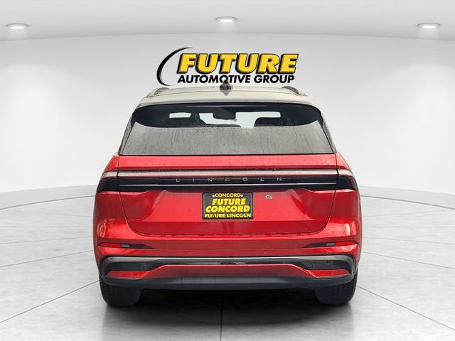 New 2026 Lincoln Nautilus Reserve w/ Jet Appearance Package image 4