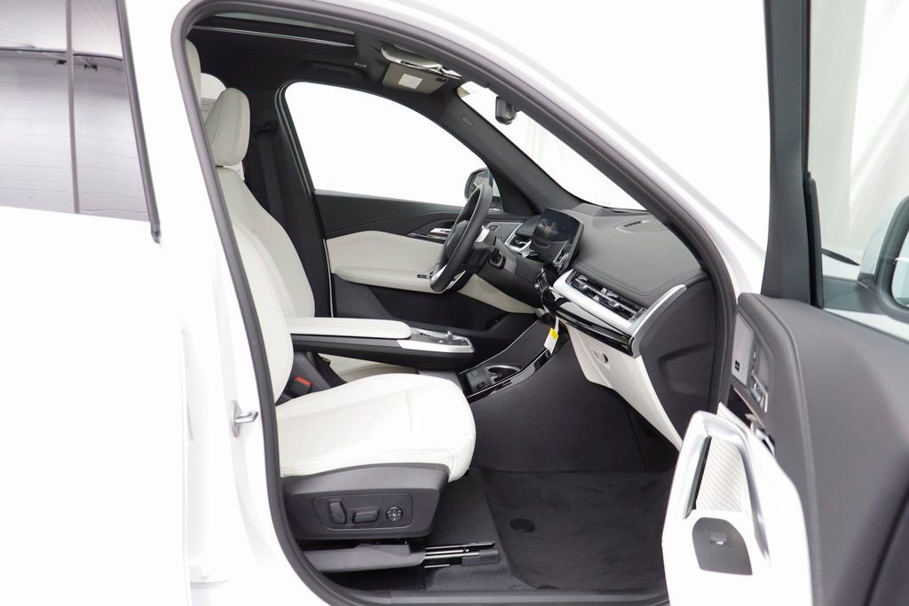 New 2026 BMW X1 xDrive28i w/ Technology Package image 19