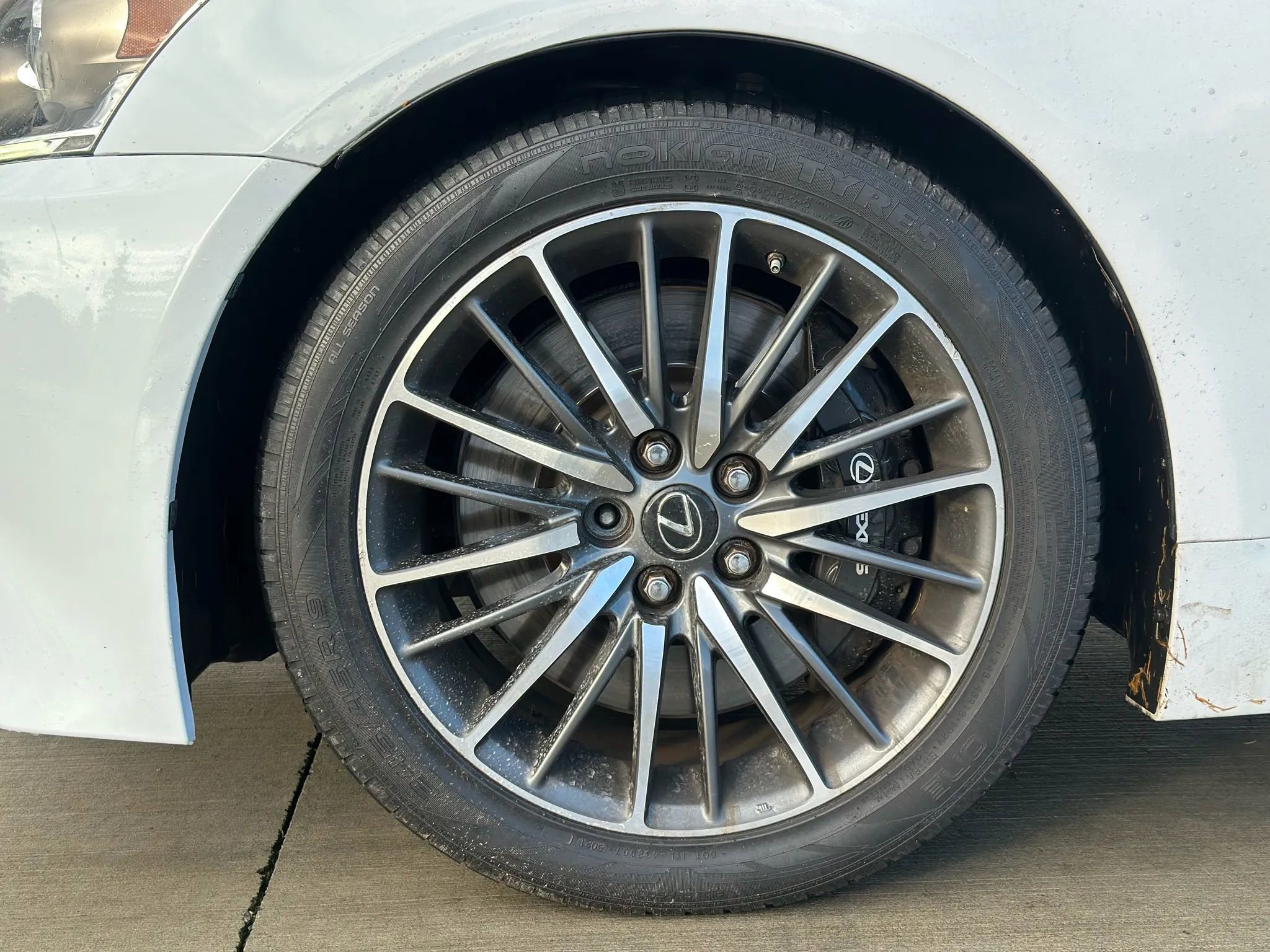 Used 2014 Lexus LS 460 LS 460 Sedan 4D w/ F Sport Package image 39