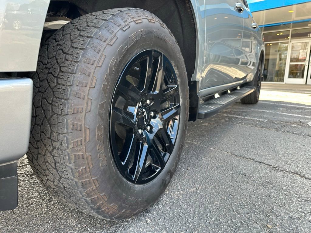 Certified 2024 Chevrolet Silverado 1500 RST image 9