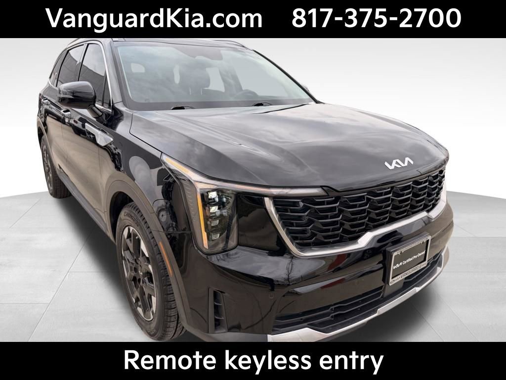 Certified 2025 Kia Sorento S w/ Panoramic Sunroof Package image 5