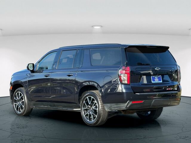 Used 2024 Chevrolet Suburban RST image 4