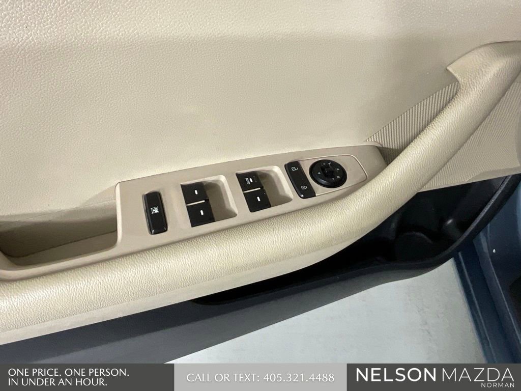 Used 2016 Hyundai Sonata SE image 17