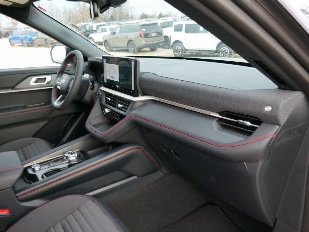New 2026 Ford Explorer ST-Line w/ ST-Line Street Pack image 10