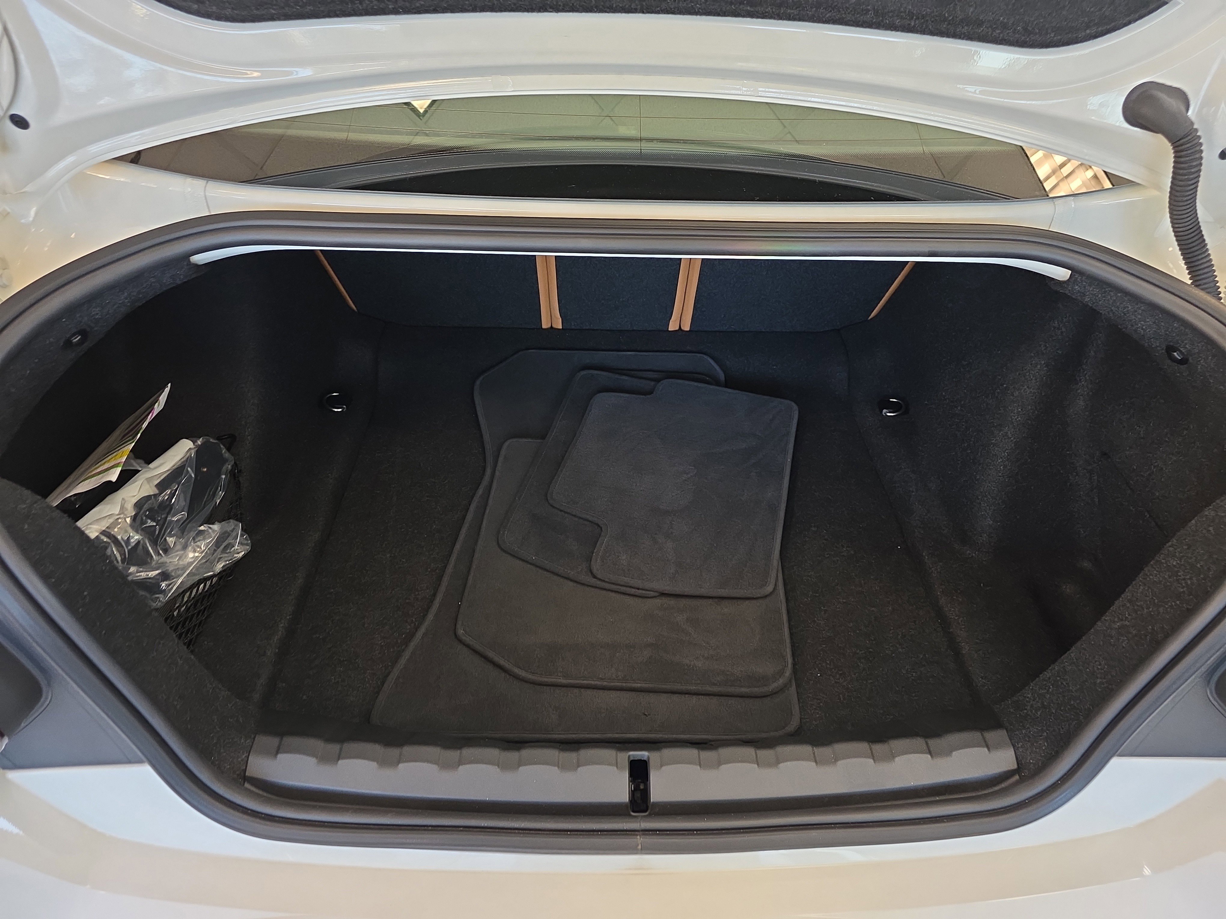 Used 2023 BMW M2 image 7