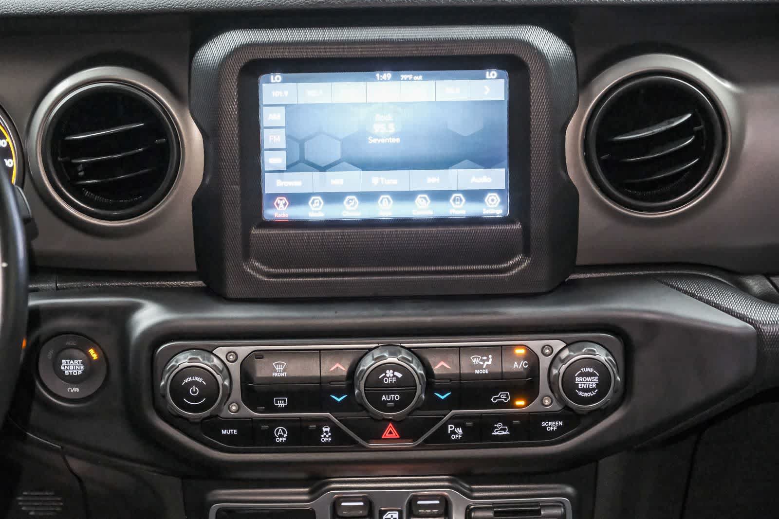 Used 2021 Jeep Gladiator Sport AWD/4WD image 13
