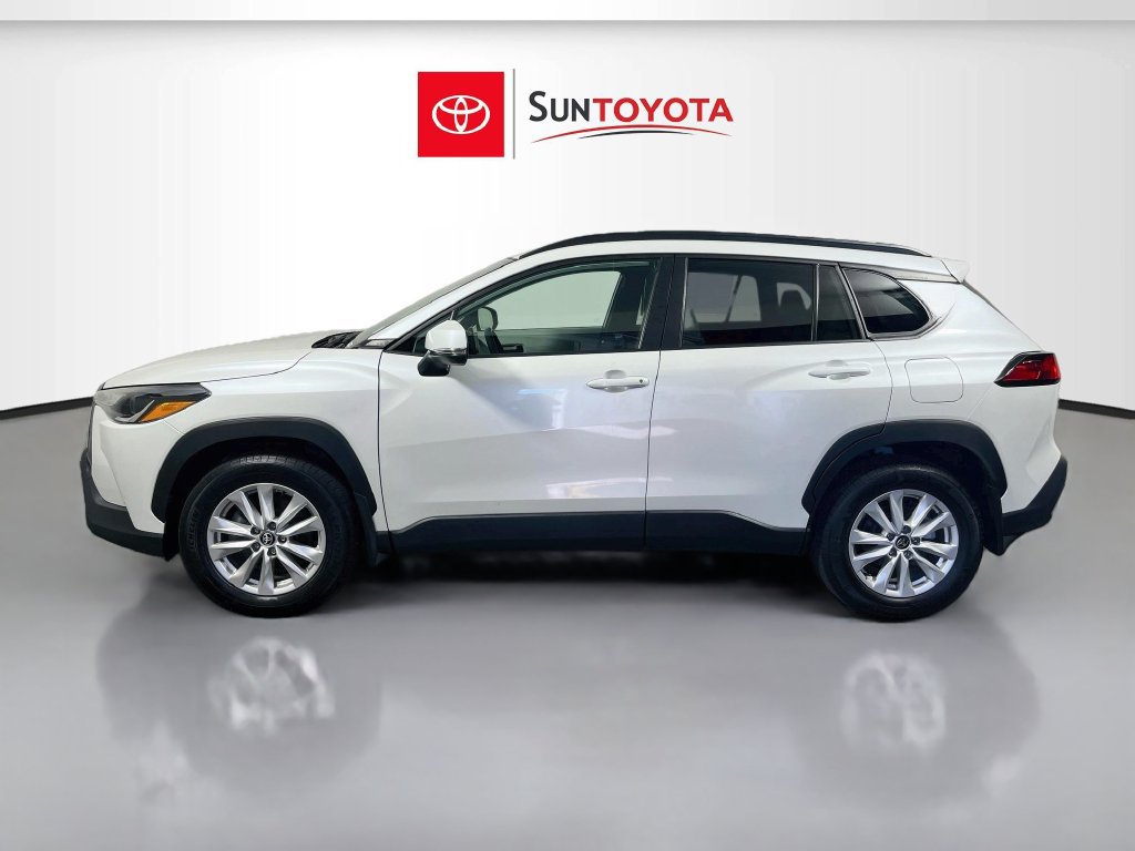 Used 2024 Toyota Corolla Cross LE AWD/4WD image 7