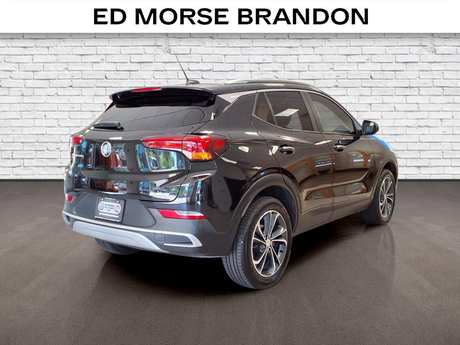 Used 2023 Buick Encore GX Select w/ Safety Package II AWD/4WD image 5