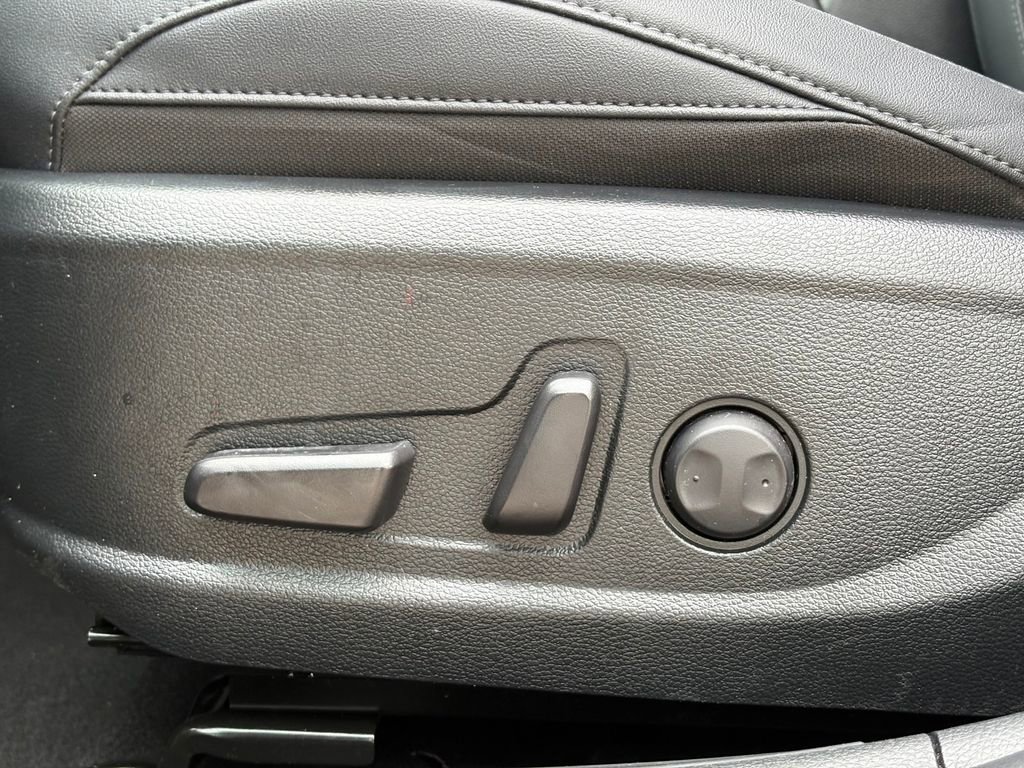 Certified 2023 Kia Seltos EX AWD/4WD image 12