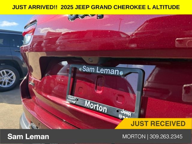 New 2025 Jeep Grand Cherokee L Altitude image 9