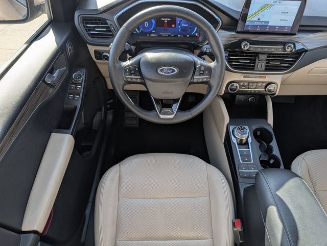 Used 2020 Ford Escape Titanium AWD/4WD image 12