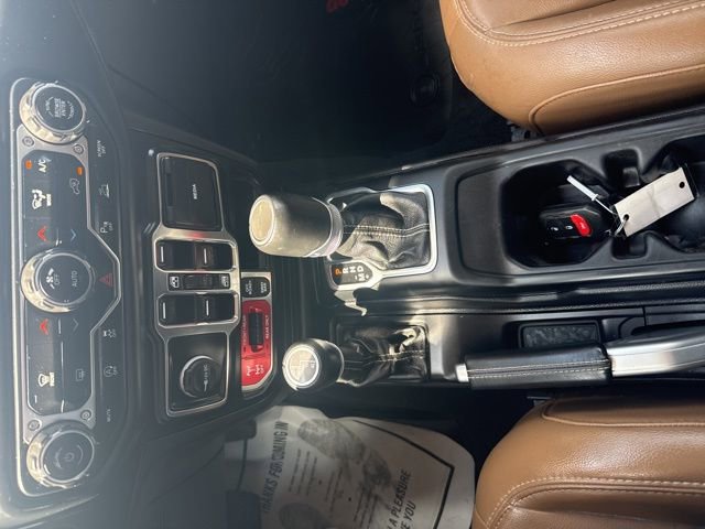 Used 2021 Jeep Gladiator Rubicon AWD/4WD image 21