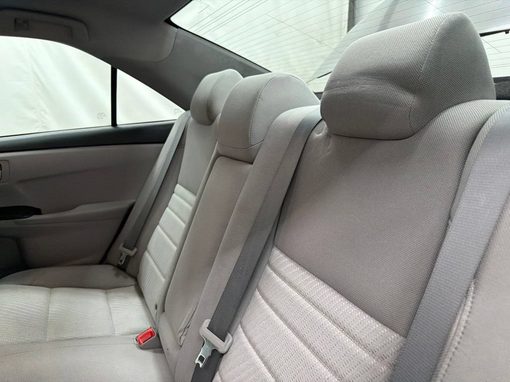 Used 2017 Toyota Camry FWD image 16