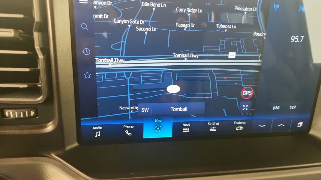 Used 2022 Ford Bronco Everglades image 20