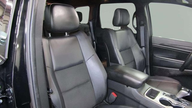 Used 2020 Jeep Grand Cherokee Altitude image 11