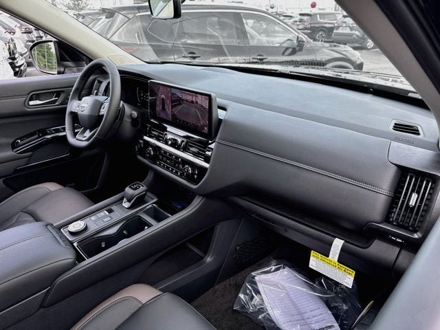New 2026 Nissan Pathfinder Platinum AWD/4WD image 27