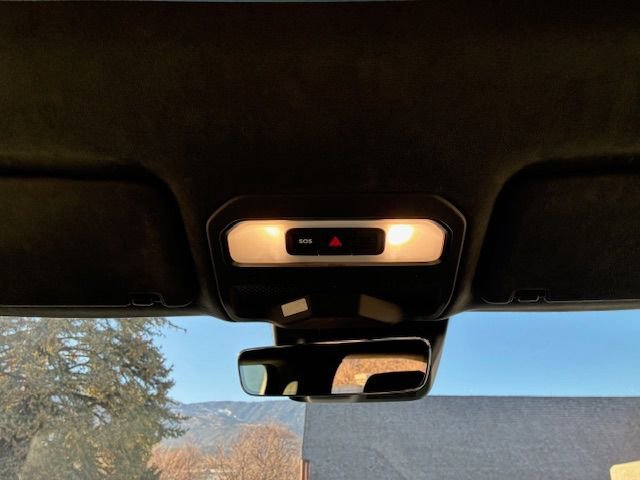 Used 2022 Rivian R1T Launch Edition image 19