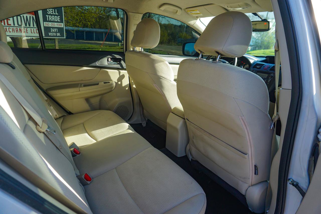 Used 2013 Subaru Impreza 2.0i Premium w/ All-Weather Pkg AWD/4WD image 15
