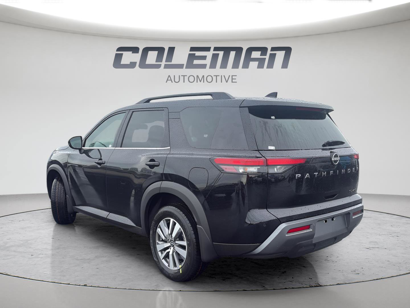 New 2026 Nissan Pathfinder SL AWD/4WD image 3