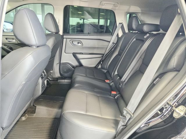 Used 2026 Nissan Rogue SV w/ SV Premium Package AWD/4WD image 9