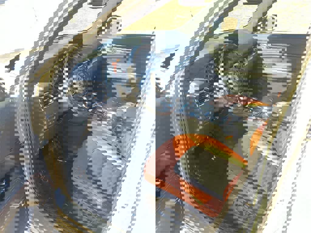 Certified 2025 MAZDA CX-5 Carbon Edition image 2