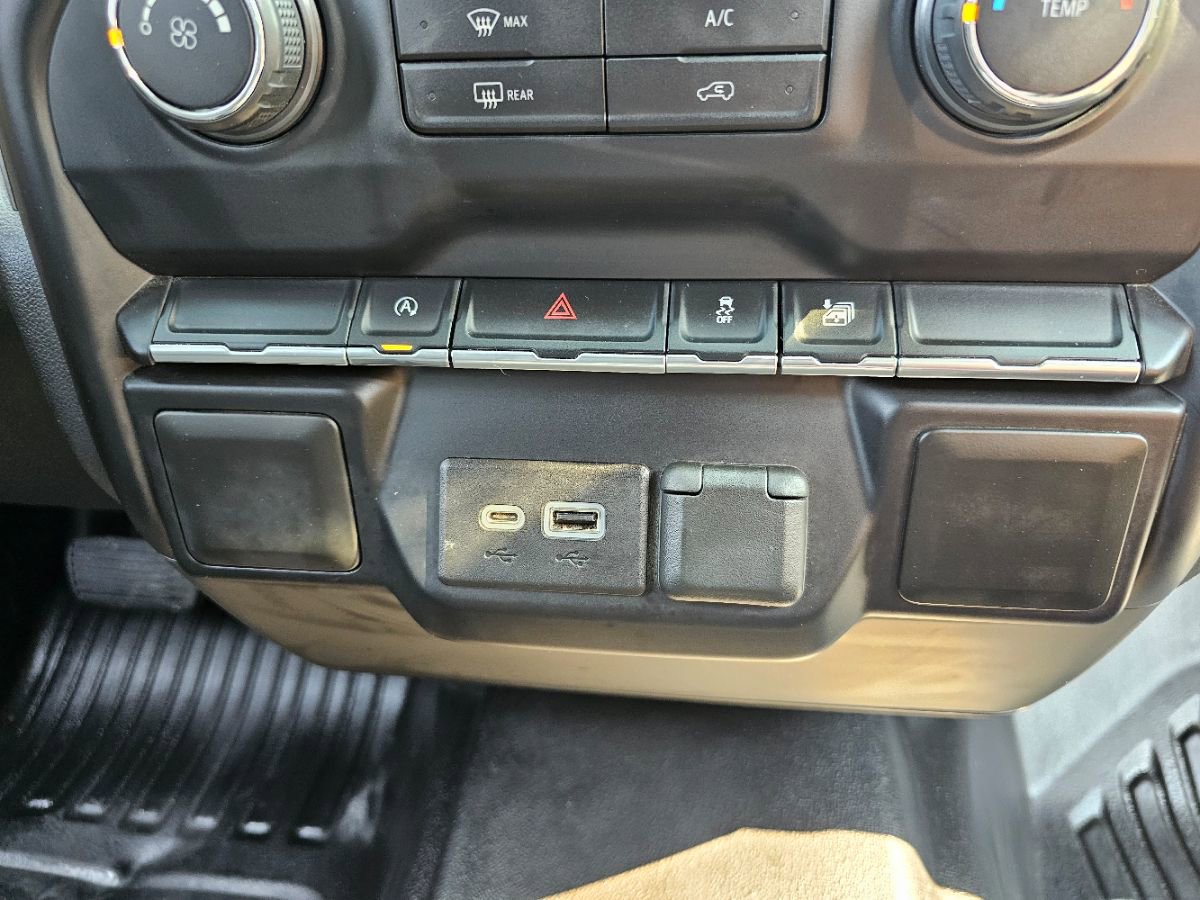 Used 2020 Chevrolet Silverado 1500 LT w/ Remote Start Package image 11