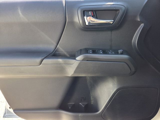 Used 2021 Toyota Tacoma TRD Sport w/ Technology Package image 21