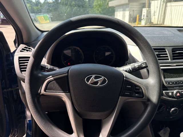 Used 2016 Hyundai Accent SE FWD image 18