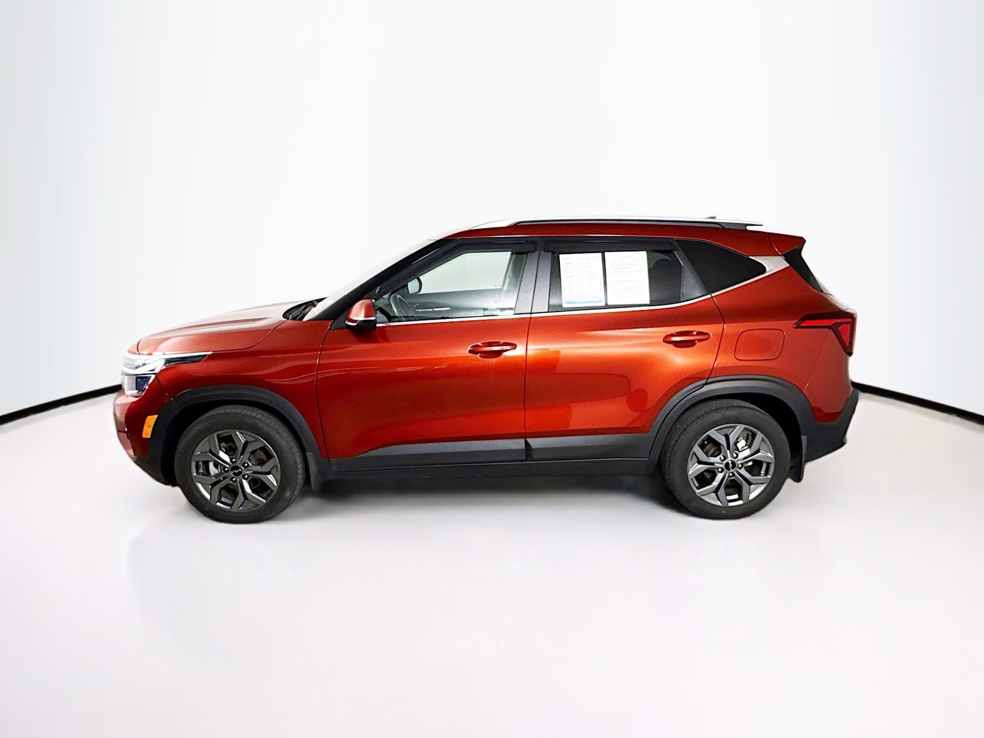 Used 2024 Kia Seltos S FWD image 7