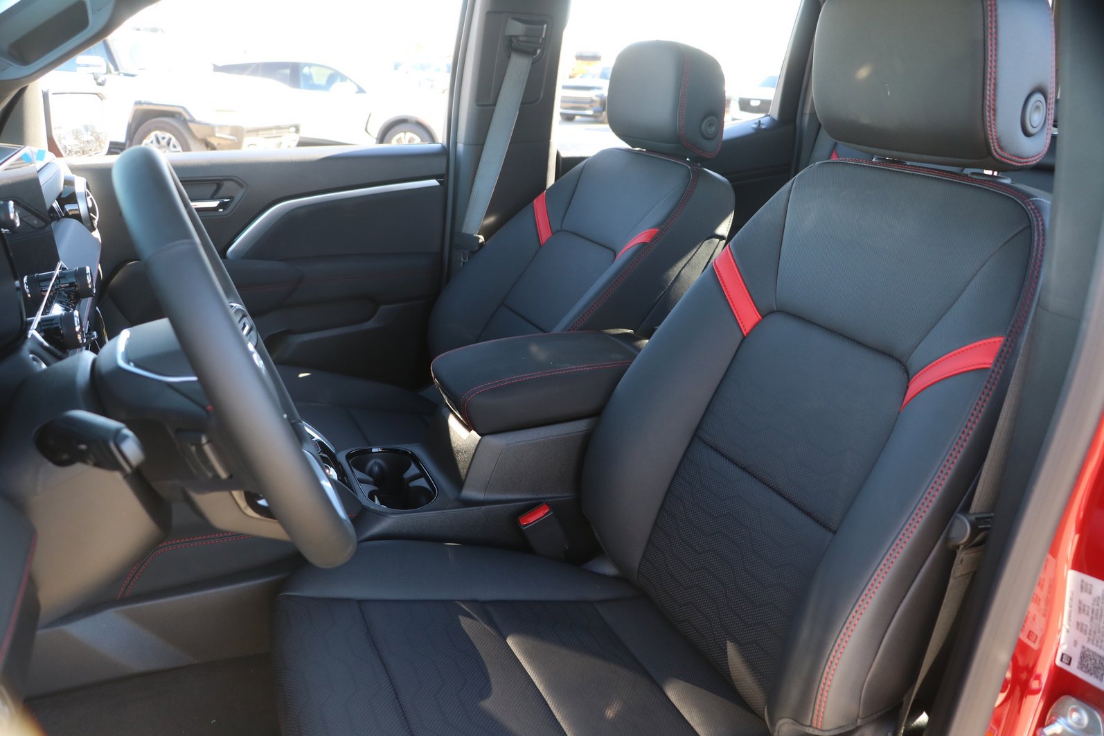 New 2026 Chevrolet Colorado Z71 image 14