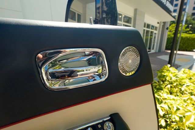 Used 2018 Rolls-Royce Dawn image 56
