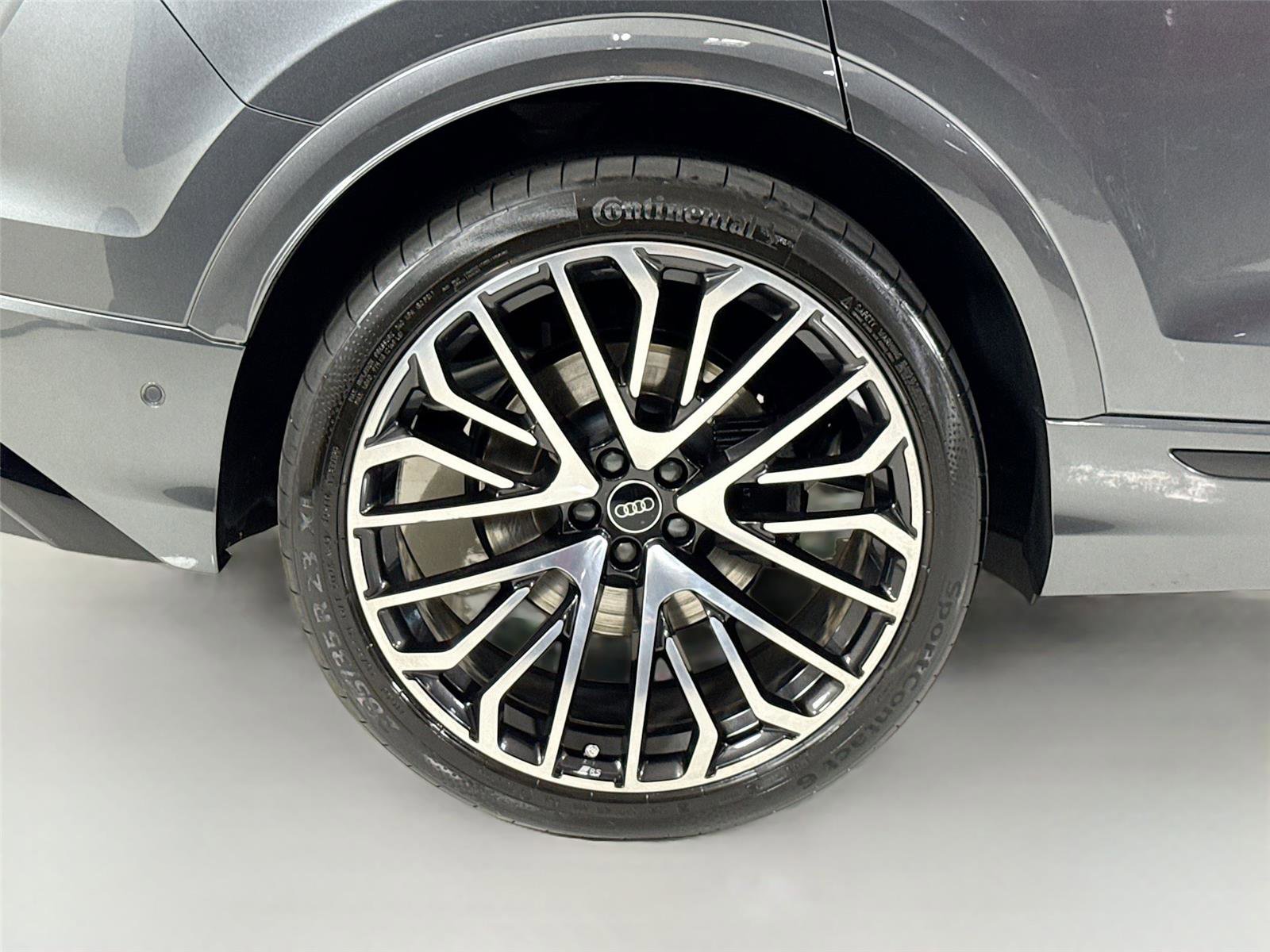 Used 2024 Audi SQ8 Premium Plus w/ 23" Wheel Package image 39