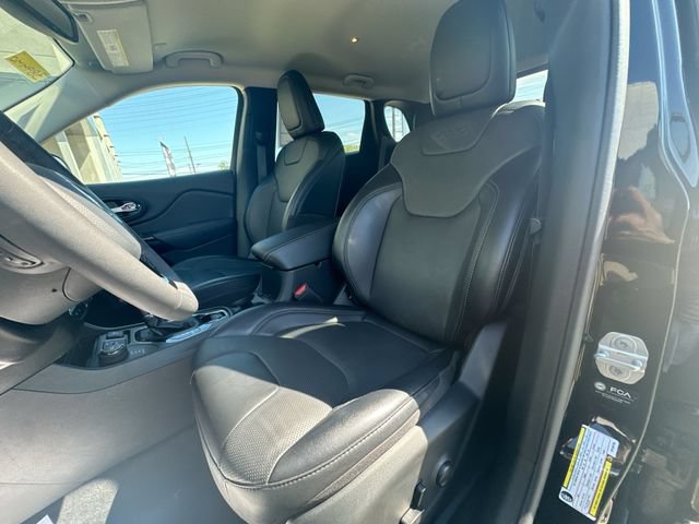 Certified 2023 Jeep Cherokee Altitude Lux AWD/4WD image 13