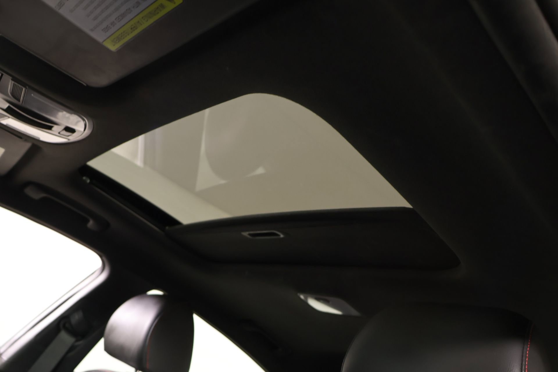 Used 2018 Hyundai Elantra Sport w/ Sport Premium Package 03 image 16