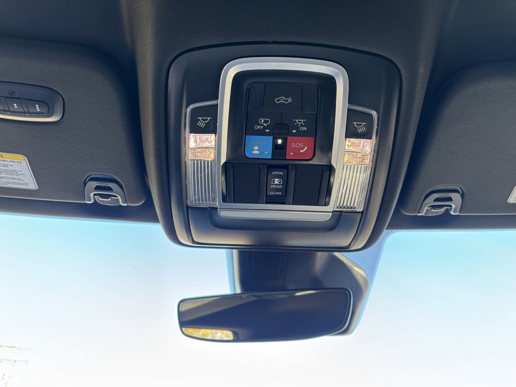 New 2026 RAM 1500 4x4 Crew Cab image 19